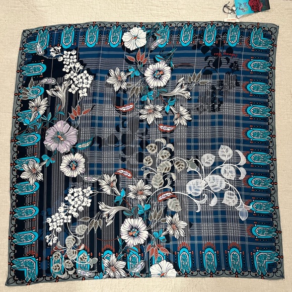 JW Johnny Was silk scarf - Picture 2 of 7